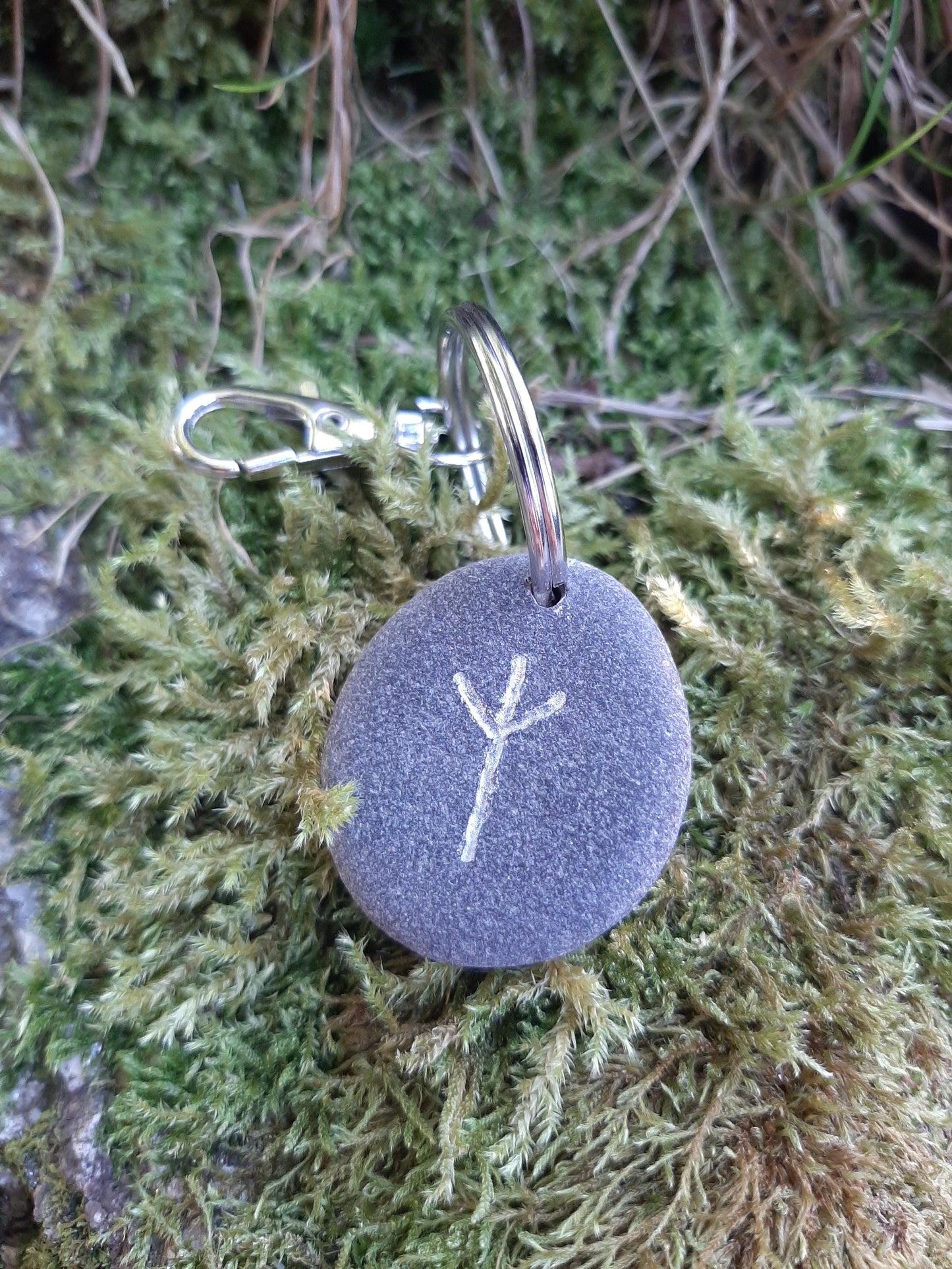 Rune Keyring - Viking keyring - Talisman - Carved Rune Stone