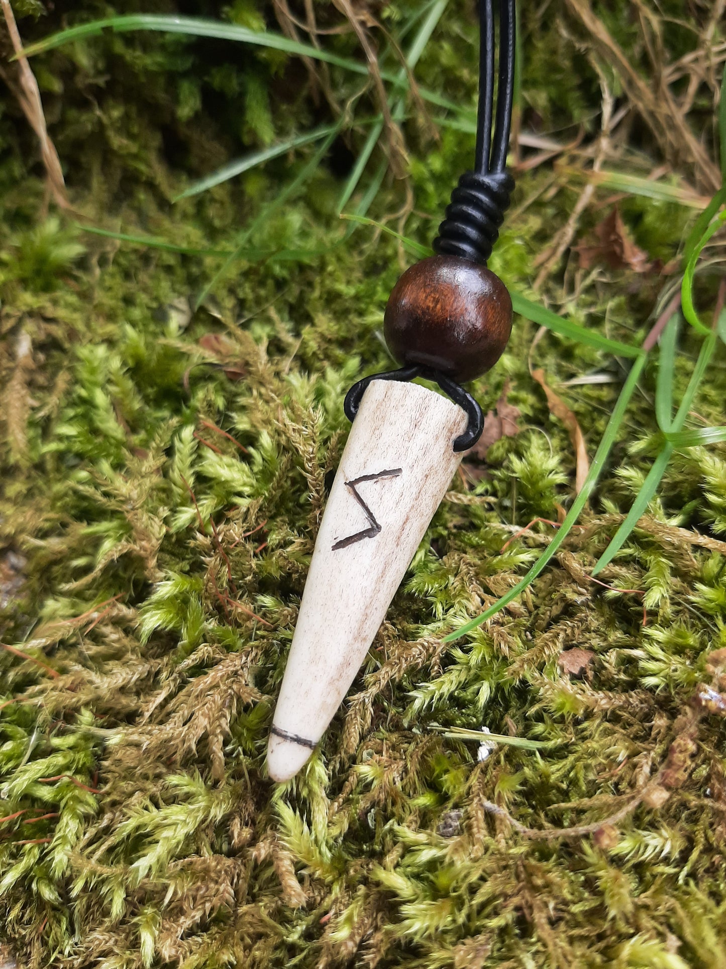 Carved Antler Sowilo Sun Victory Rune Pendant Necklace | Viking Necklace