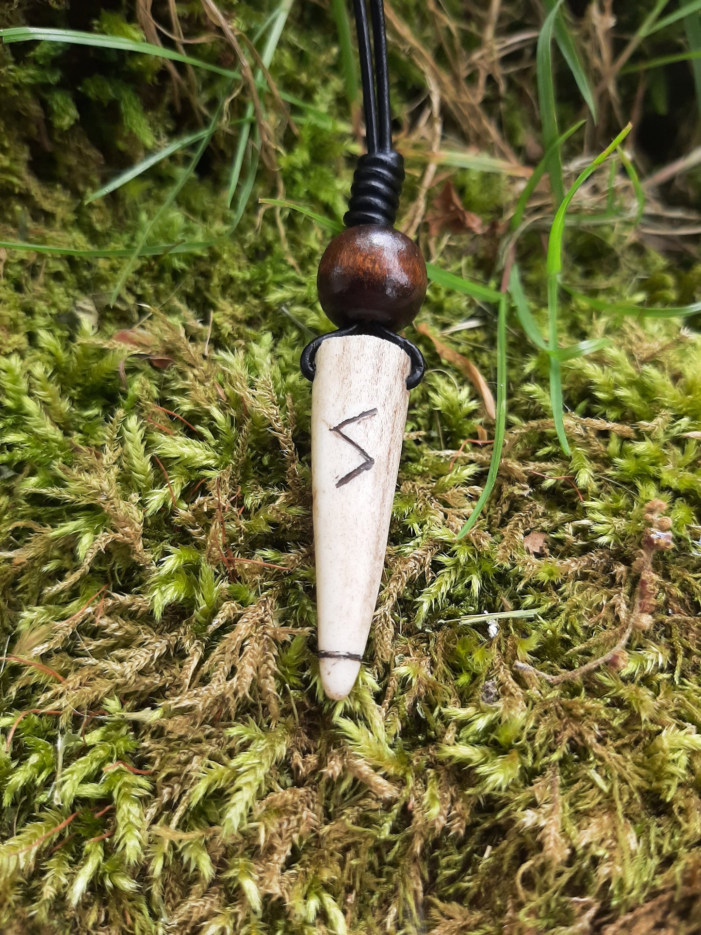 Carved Antler Sowilo Sun Victory Rune Pendant Necklace | Viking Necklace