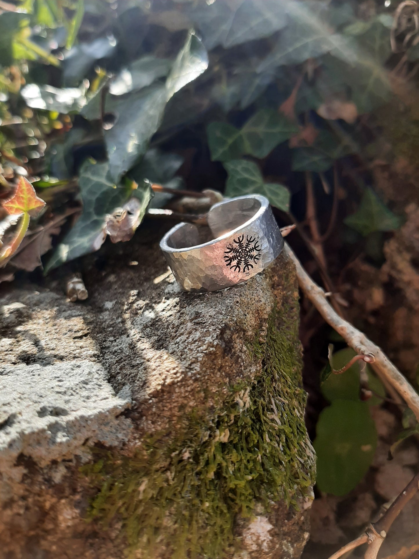Helm of Awe Ring | Aegishjalmur | Cast and hammered pewter | Open ring