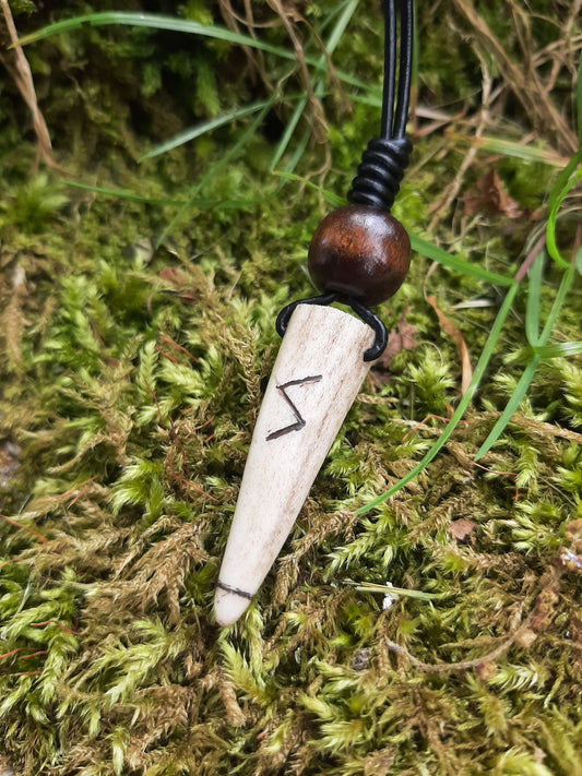 Carved Antler Sowilo Sun Victory Rune Pendant Necklace | Viking Necklace
