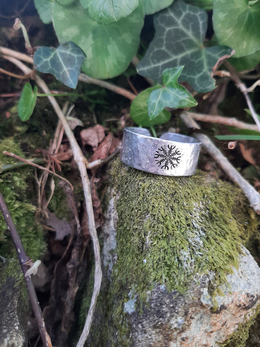 Helm of Awe Ring | Aegishjalmur | Cast and hammered pewter | Open ring