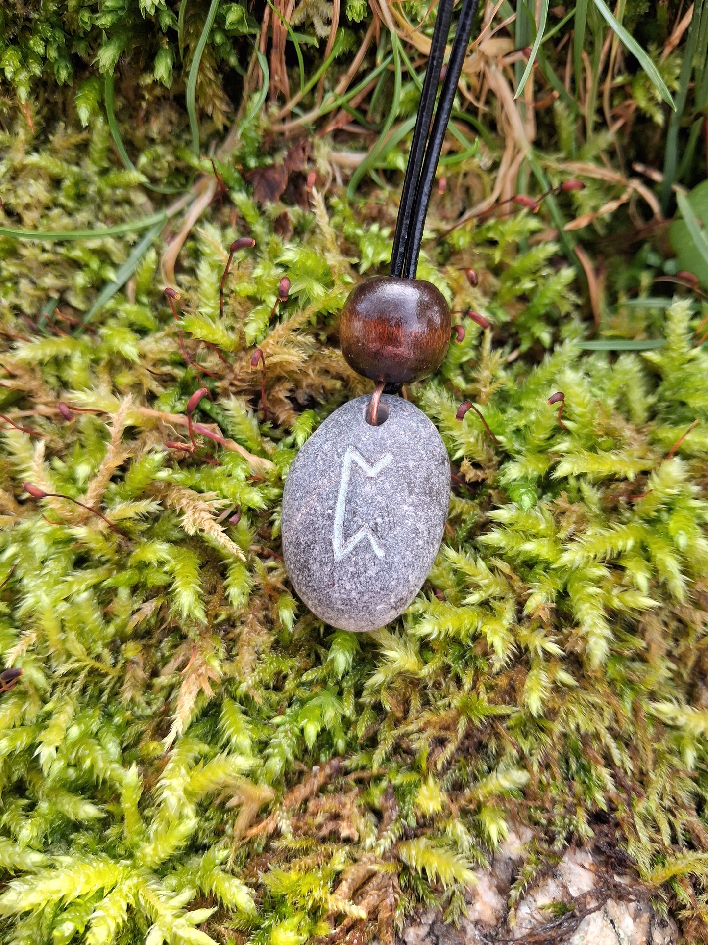 Carved Magic Rune Stone Necklace - Perthro - Magic - Viking Jewellery | Viking Necklace