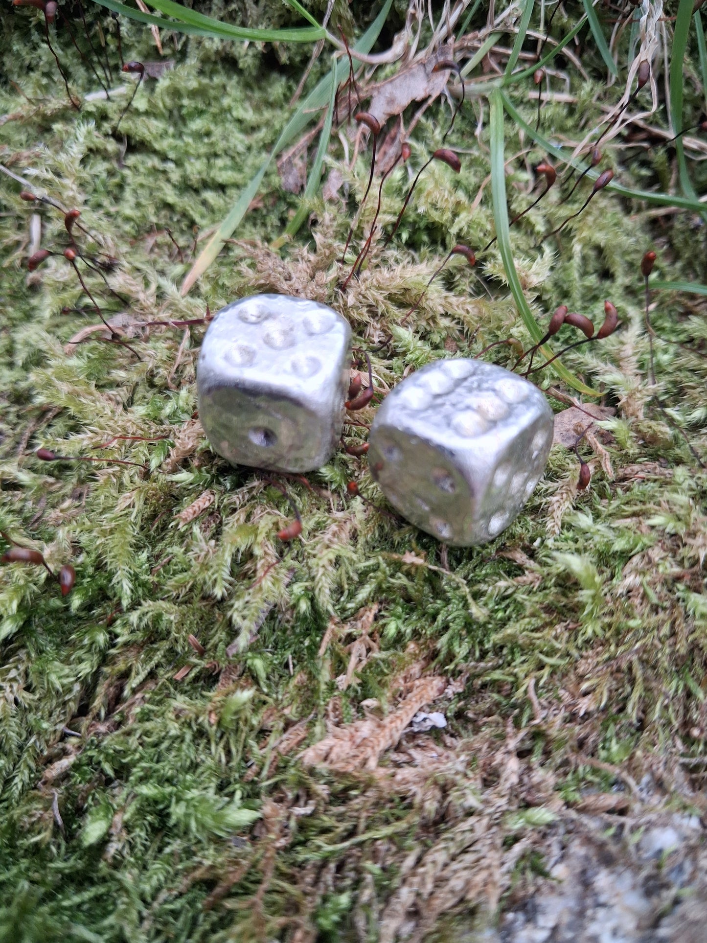 Single Metal Dice | Handmade, solid pewter | Grimdark dice | Steampunk dice | Cosplay accessory | imperfect