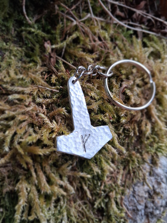 Thors Hammer with Rune Keyring - Viking keyring - Talisman - Cast and Hammered Pewter