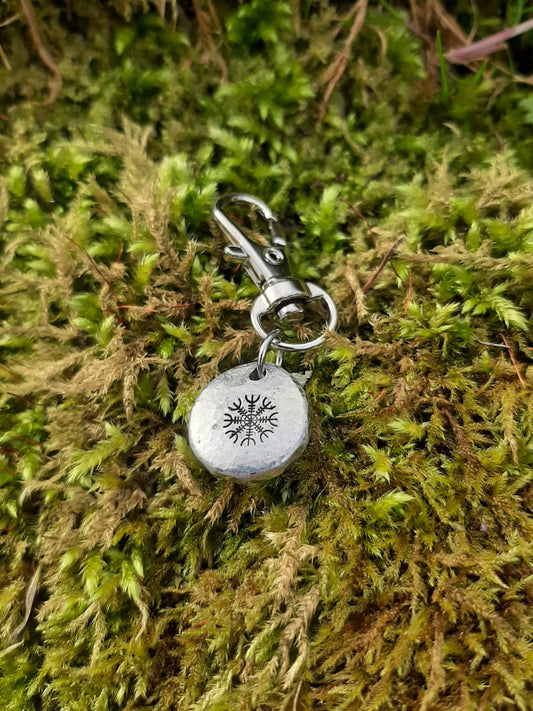 Helm of Awe Keyring - Viking keyring - Talisman - Cast and Hammered Pewter