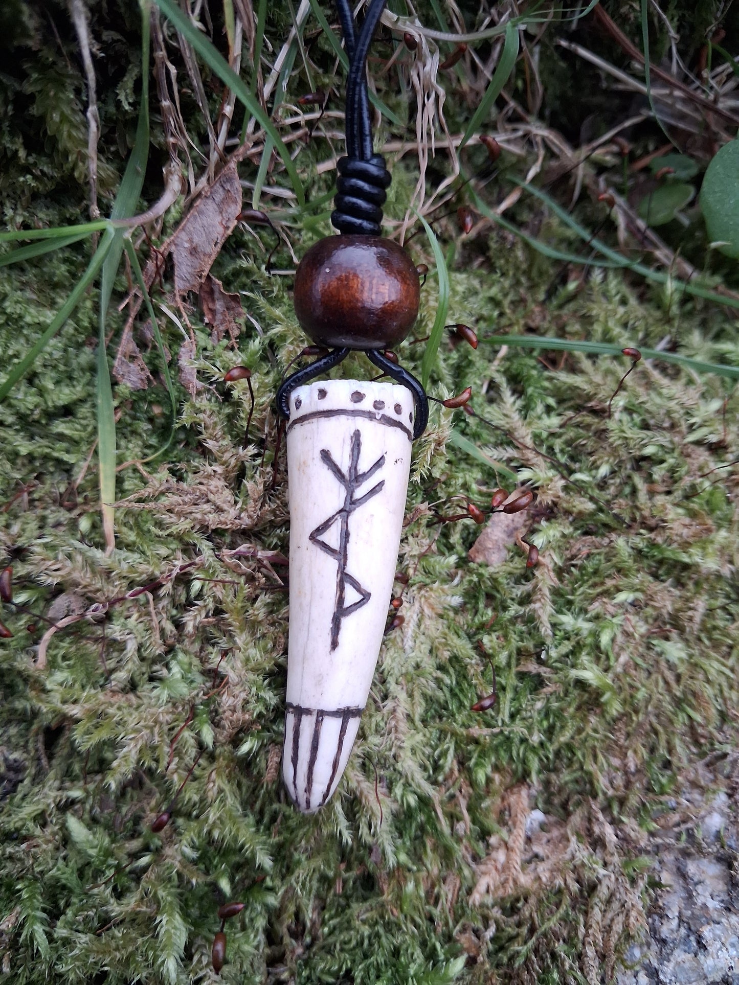 Carved Antler Bind Rune Pendant Necklace | Viking Necklace