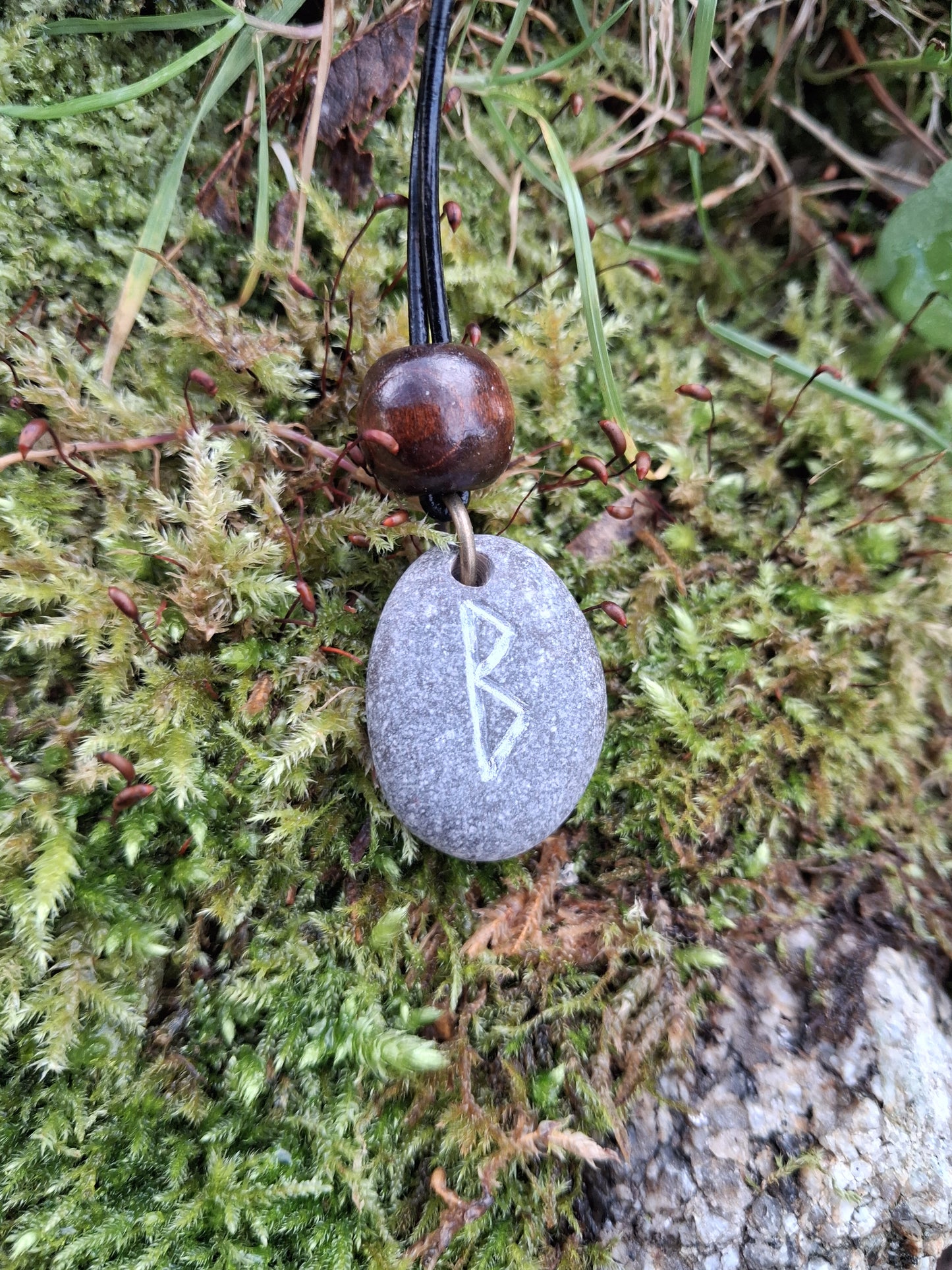 Carved Growth Rune Stone Necklace - Berkana - Liberation, Personal Growth - Viking Jewellery | Viking Necklace
