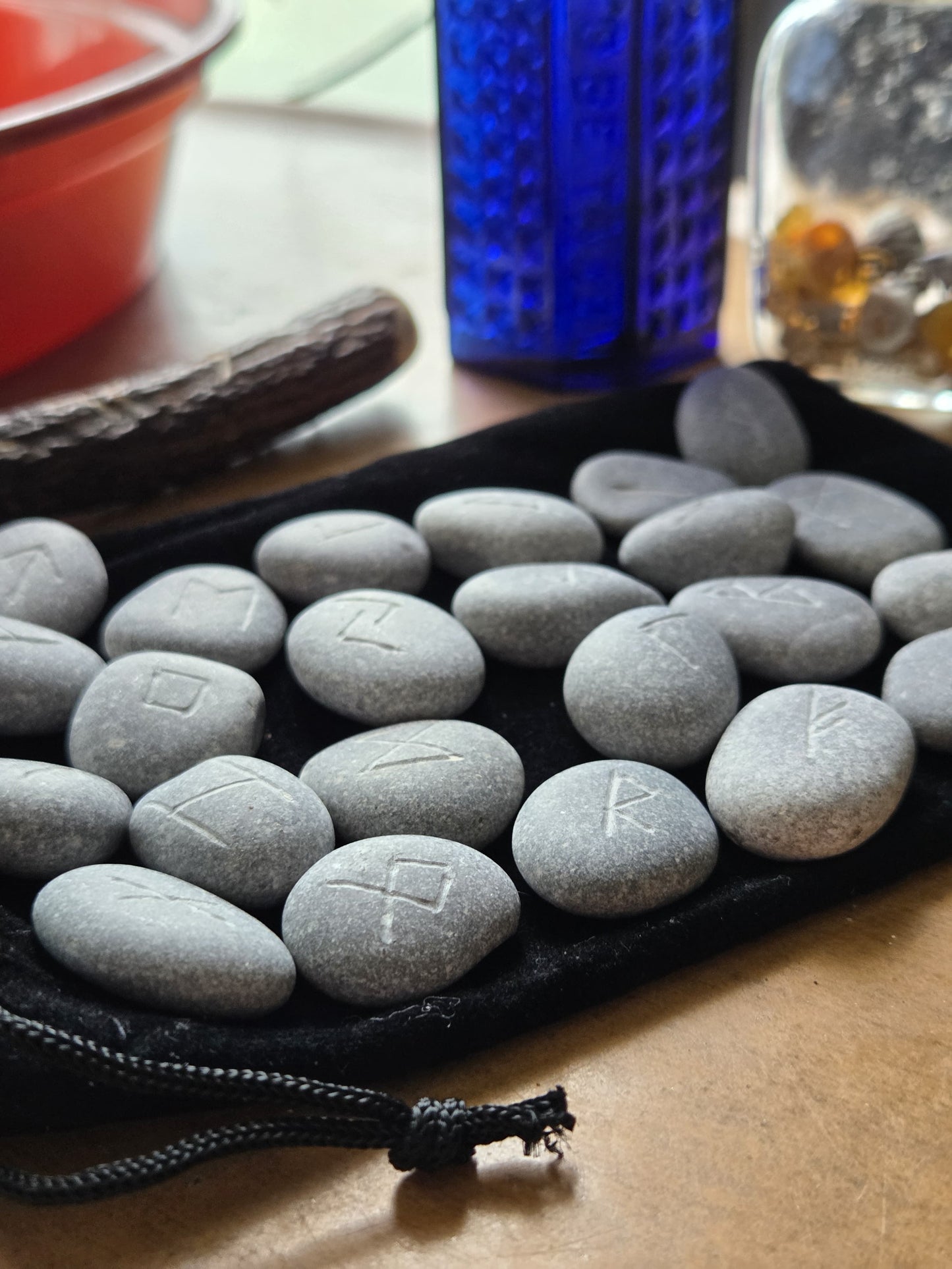 Carved Stone Rune Set - Rune casting, runestones, runestone set