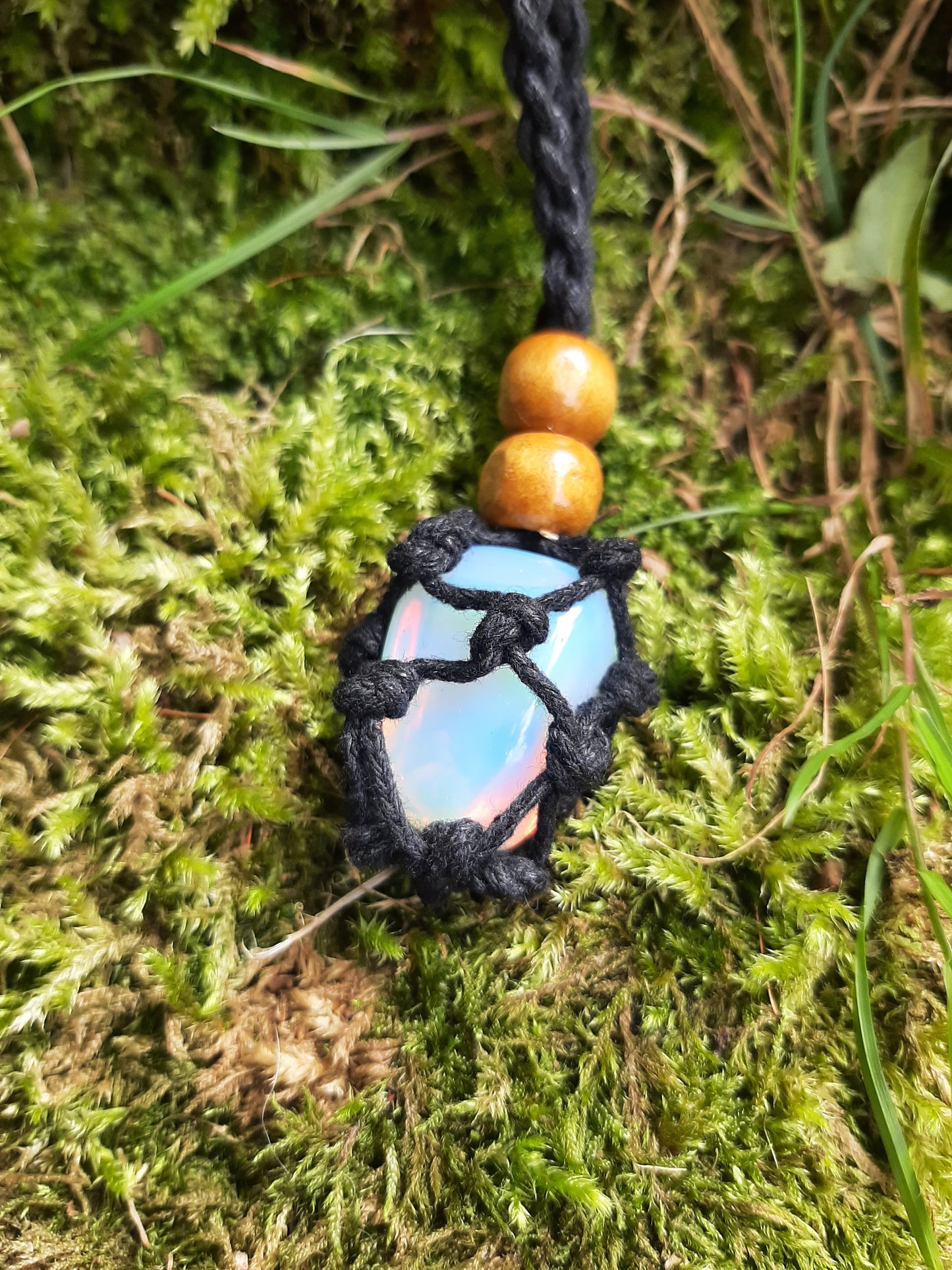Macrame Opal Moonstone pendant necklace | Opalite
