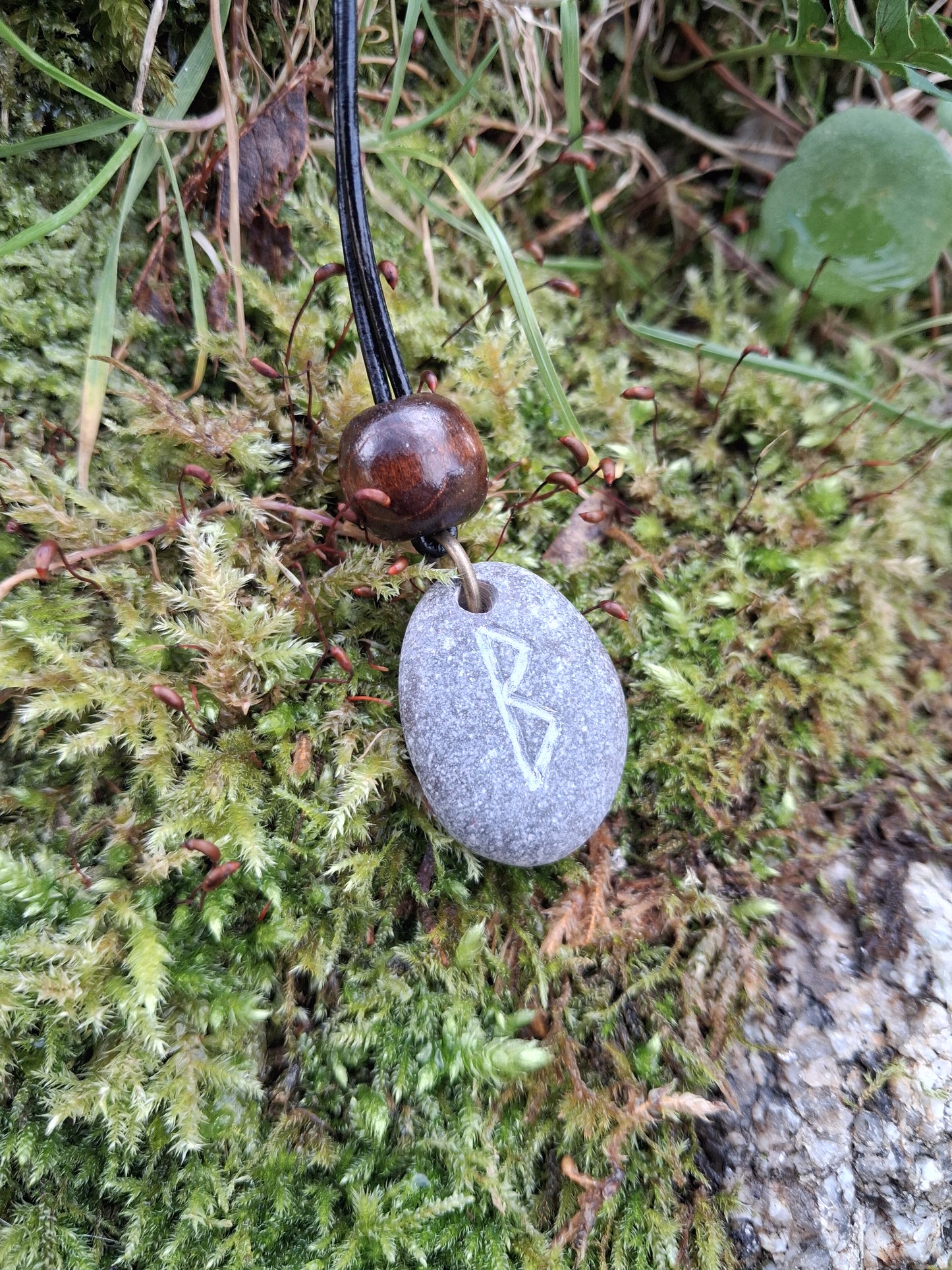 Carved Growth Rune Stone Necklace - Berkana - Liberation, Personal Growth - Viking Jewellery | Viking Necklace