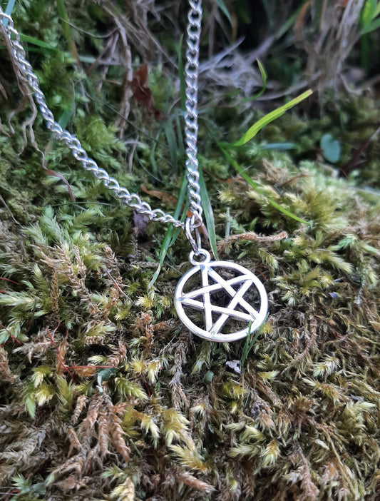 Silver Pentagram Necklace | Silver Plated | Gothic Wiccan Necklace